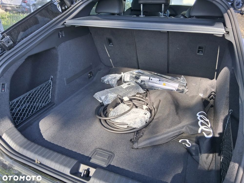 Audi A6 Sportback e-tron - 8