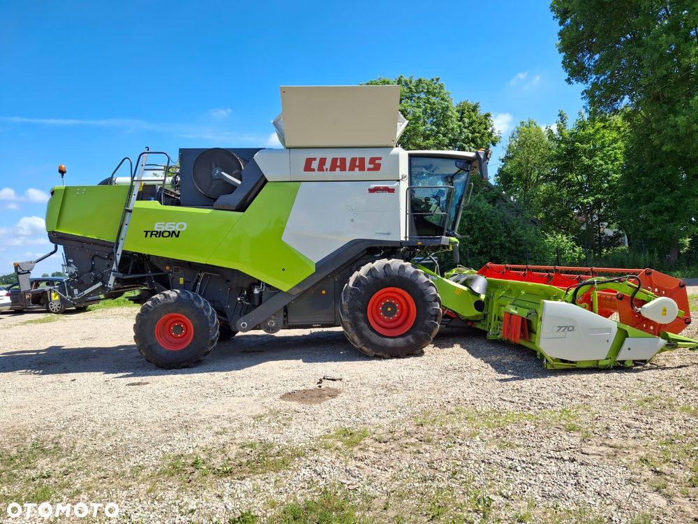 Claas Trion 660 - 13