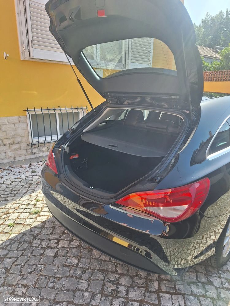 Mercedes-Benz CLA 180 d Shooting Brake - 5
