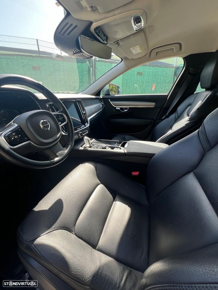 Volvo V90 - 5