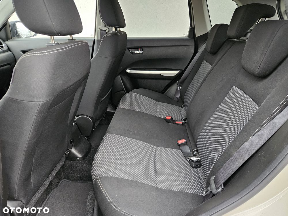 Suzuki Vitara 1.6 Premium 2WD - 21