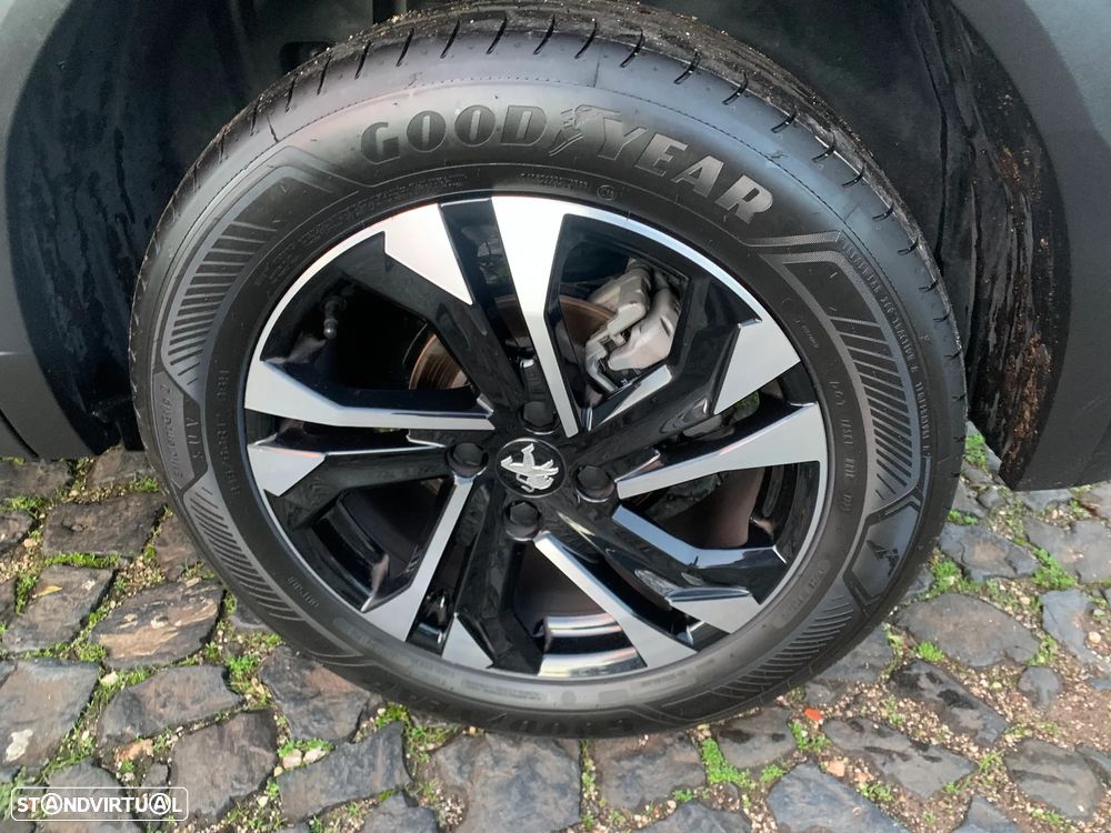 Peugeot 2008 1.5 BlueHDi Allure Pack - 15