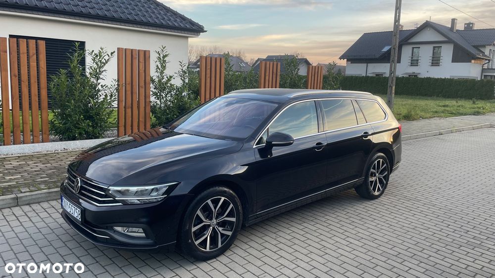 Volkswagen Passat Variant 2.0 TDI SCR DSG Business - 14