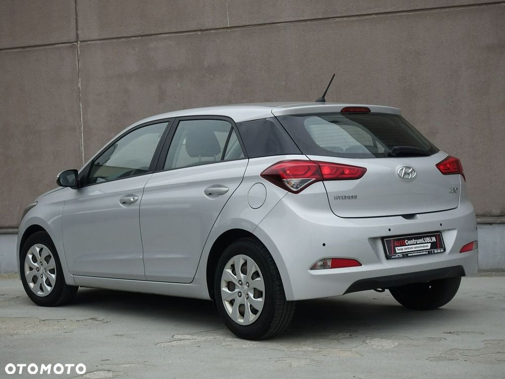 Hyundai i20 - 8