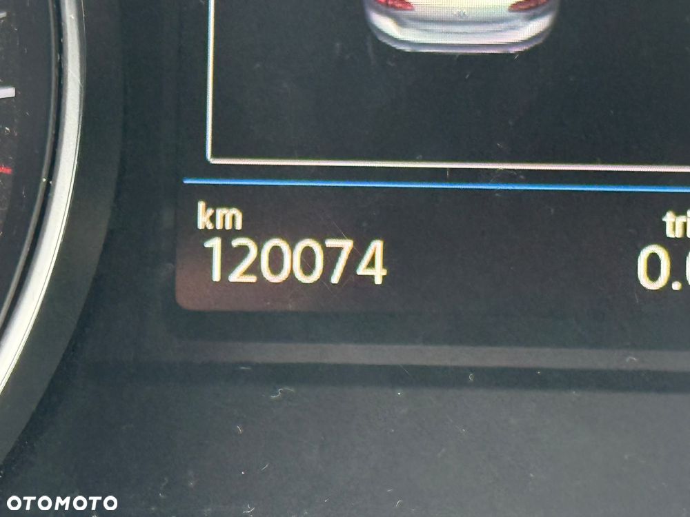 Volkswagen Passat 2.0 TDI Elegance DSG - 18