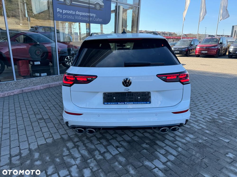 Volkswagen Golf Variant - 8