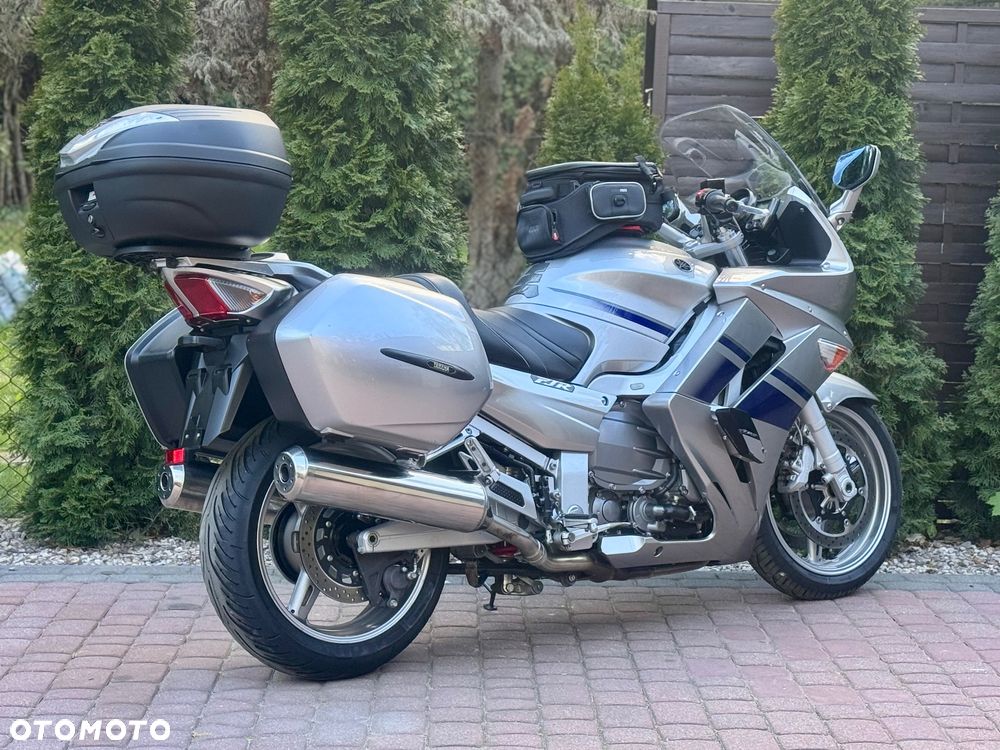 Yamaha FJR - 4
