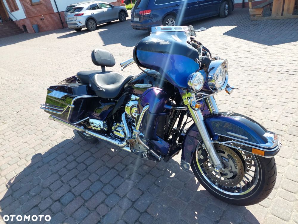 Harley-Davidson FLH Electra Glide - 7
