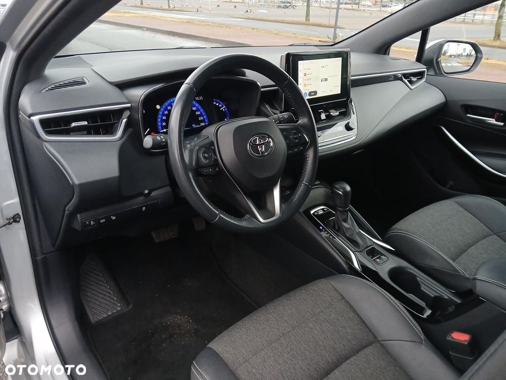 Toyota Corolla 1.8 Hybrid Comfort - 16