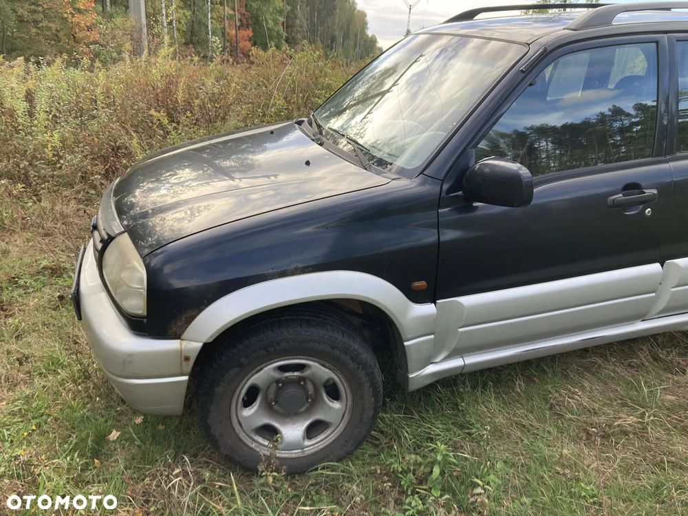 Suzuki Grand Vitara 2.0 - 8