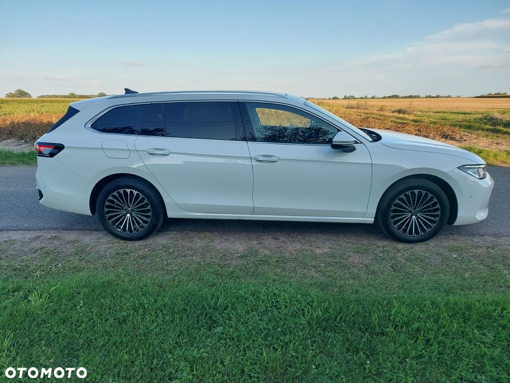 Volkswagen Passat 2.0 TDI SCR DSG 4Motion Elegance - 4