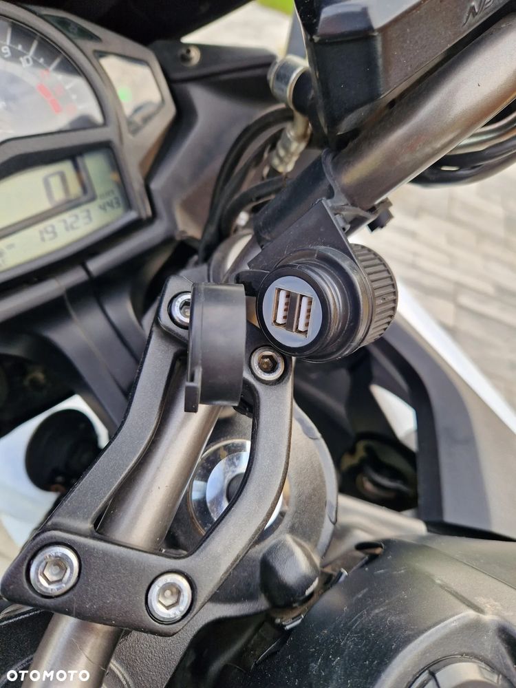 Kawasaki ER - 17