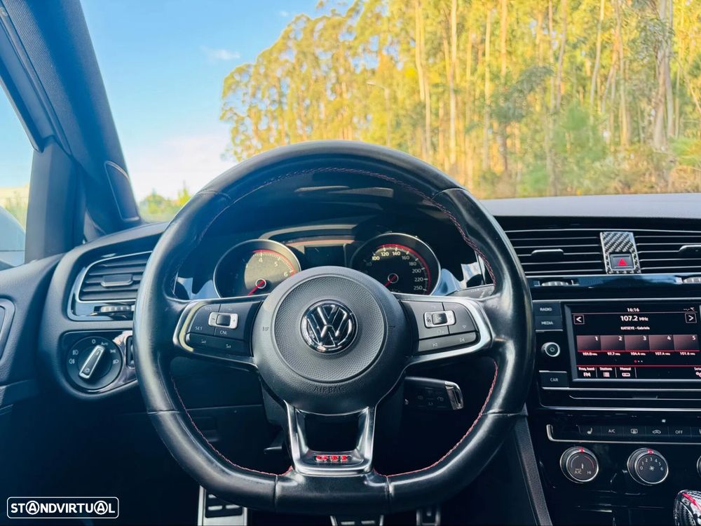 VW Golf 2.0 TSi GTi DSG Performance - 31