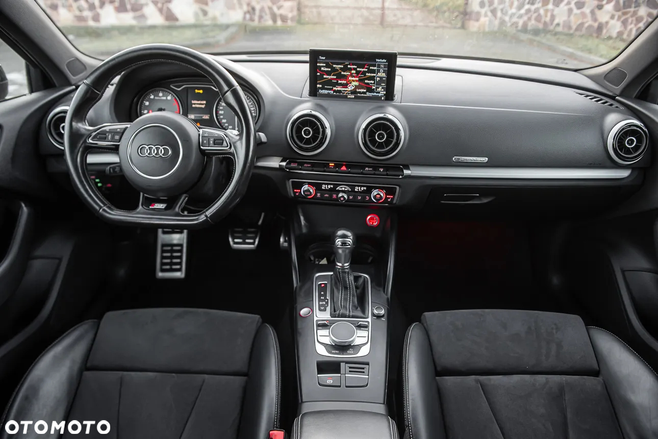 Audi S3 TFSI Sportback S tronic - 11