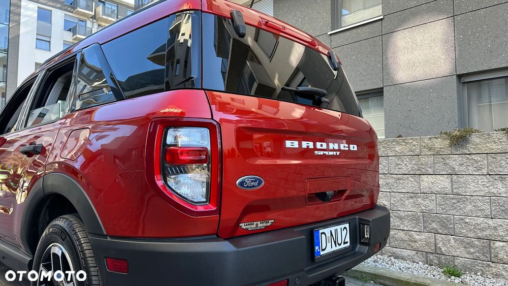 Ford Bronco - 7