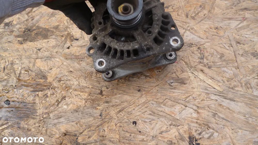 vw polo 6n2 1.4 8v alternator - 2