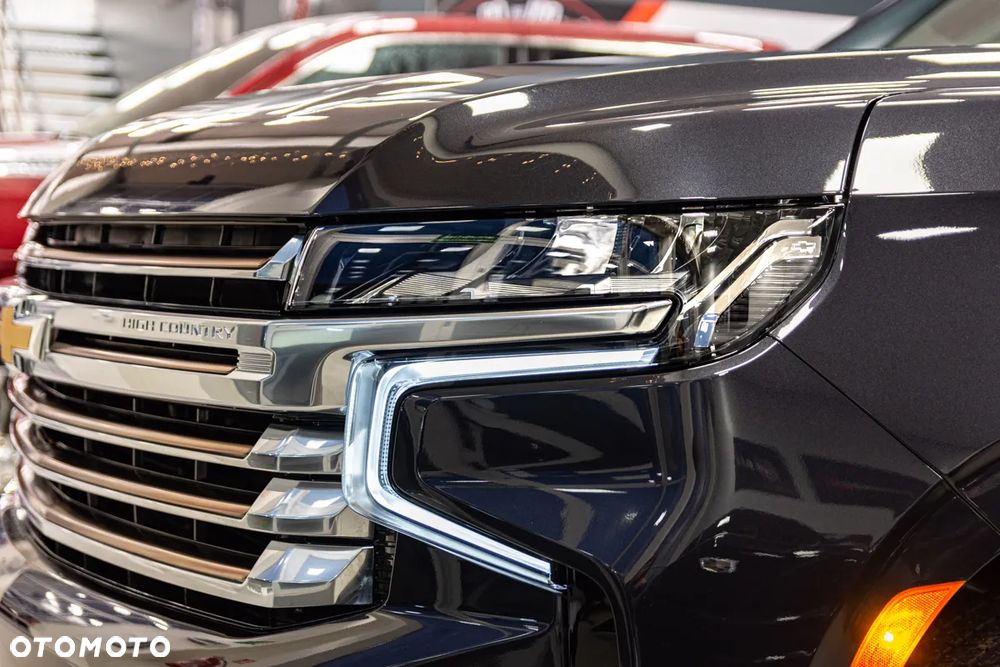 Chevrolet Tahoe - 8