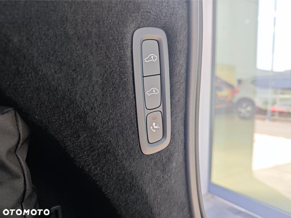 Volvo XC 90 - 18