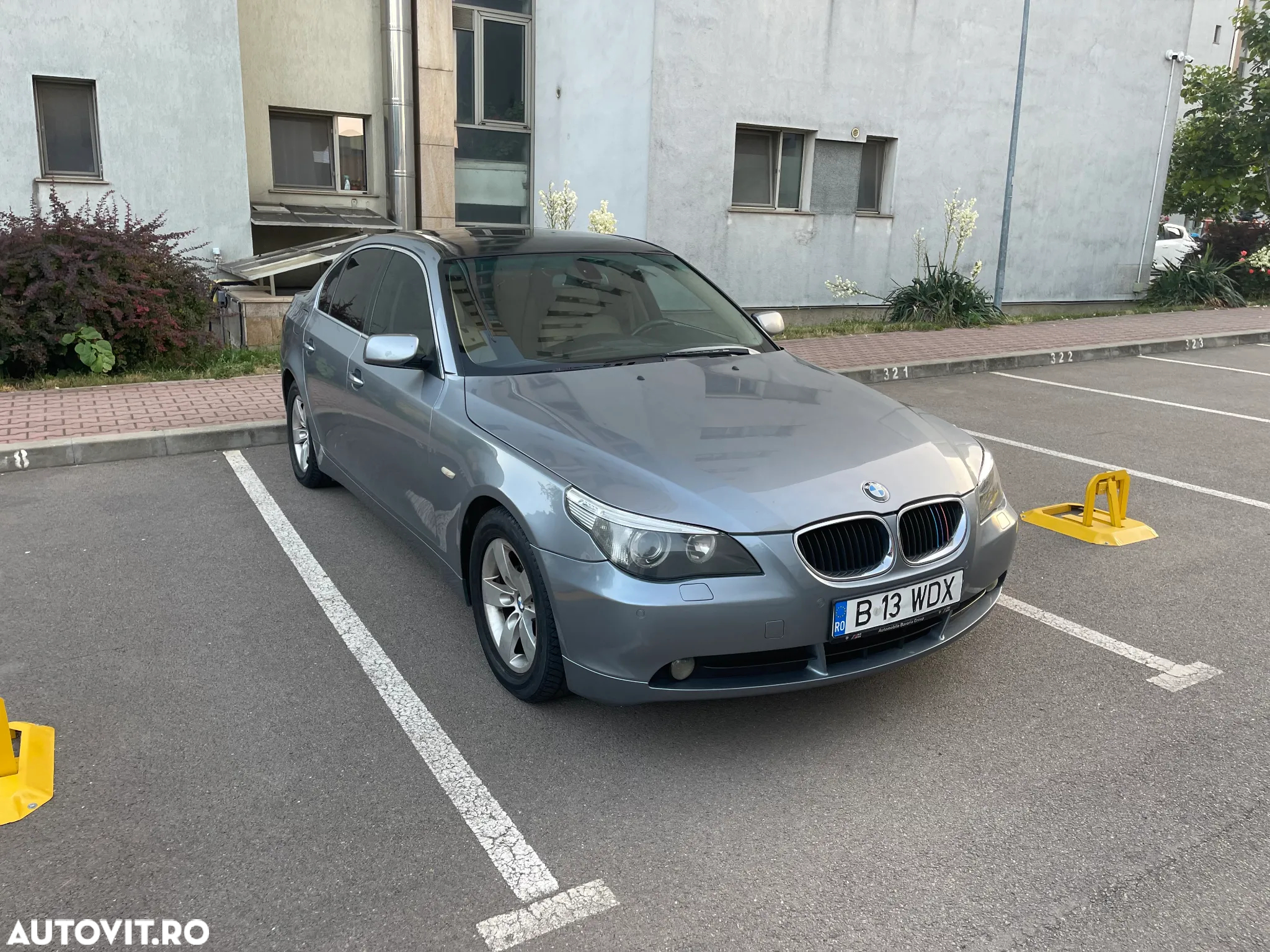 BMW Seria 5 520i - 3