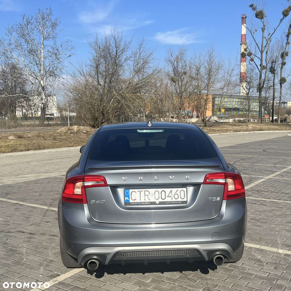 Volvo S60 - 3