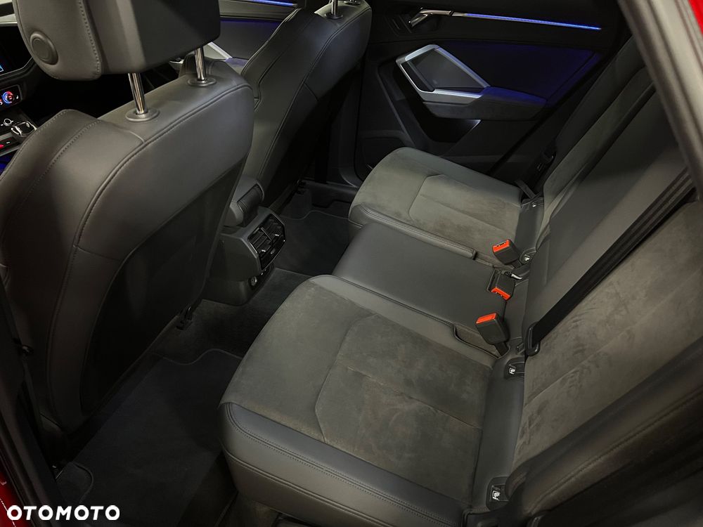 Audi Q3 Sportback - 8