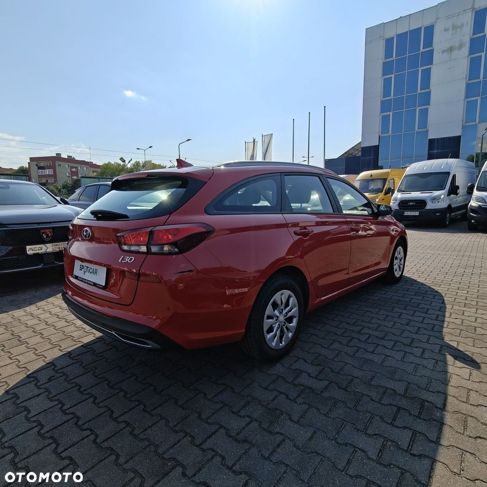 Hyundai i30 1.5 T-GDI 48V Modern - 6