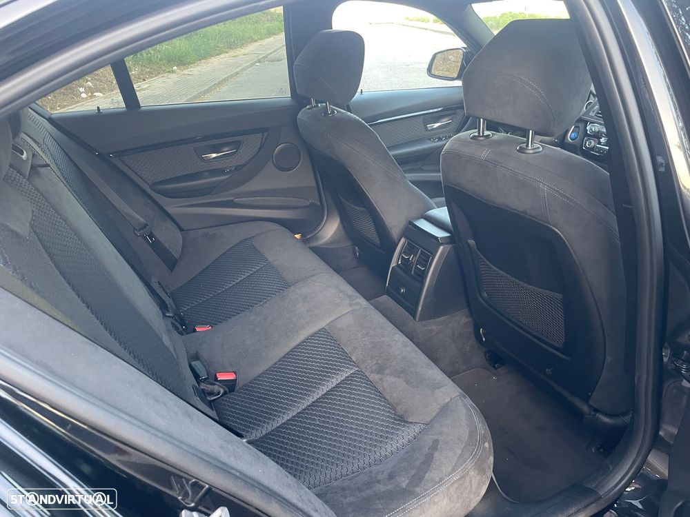BMW 330 e iPerformance Pack M Shadow - 34