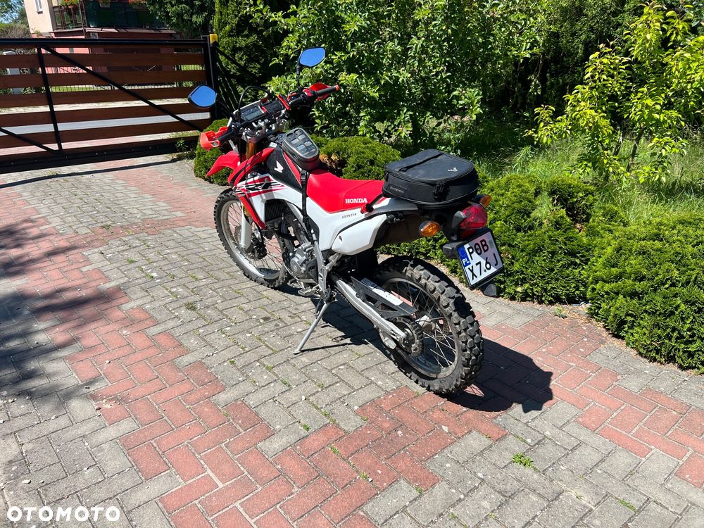 Honda CRF - 4