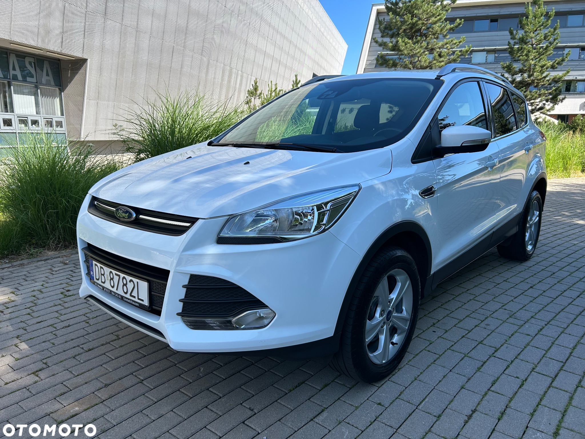 Ford Kuga 1.5 EcoBoost 2x4 Titanium - 2