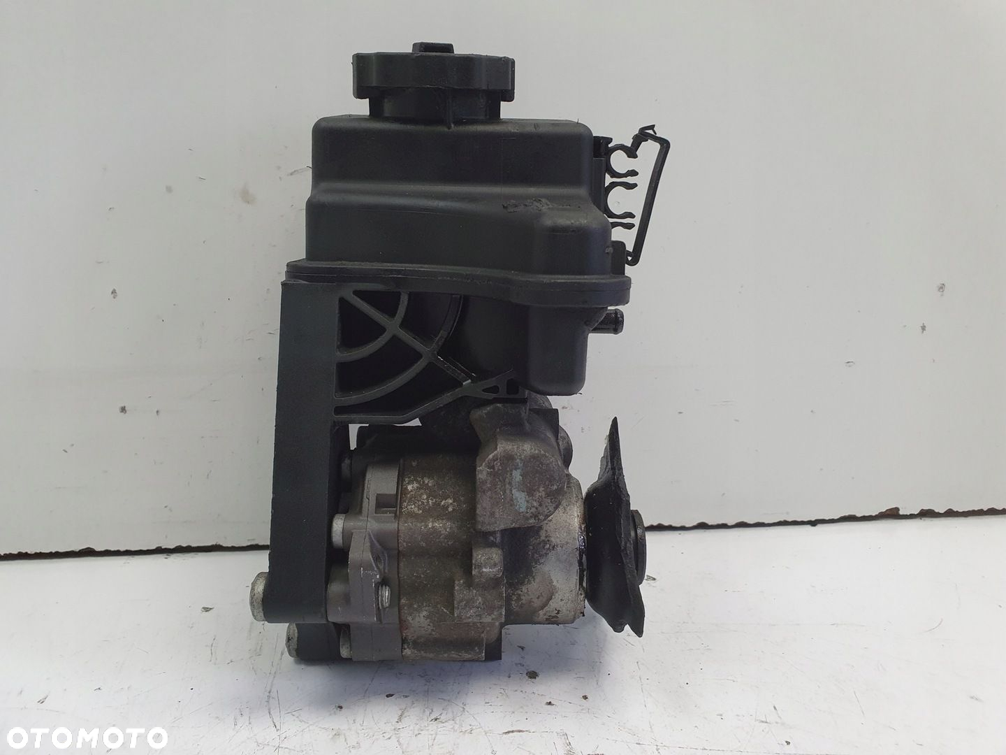 Mercedes Sprinter 906 2.2 CDI POMPA WSPOMAGANIA A0064667801 - 6