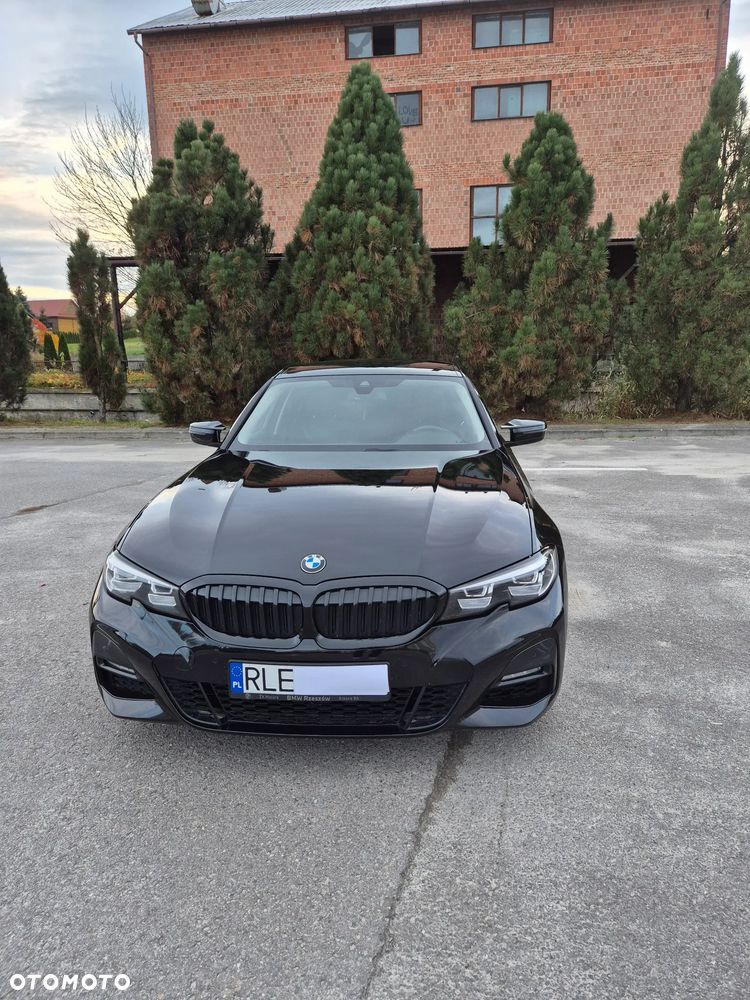 BMW Seria 3 318d M Sport - 23