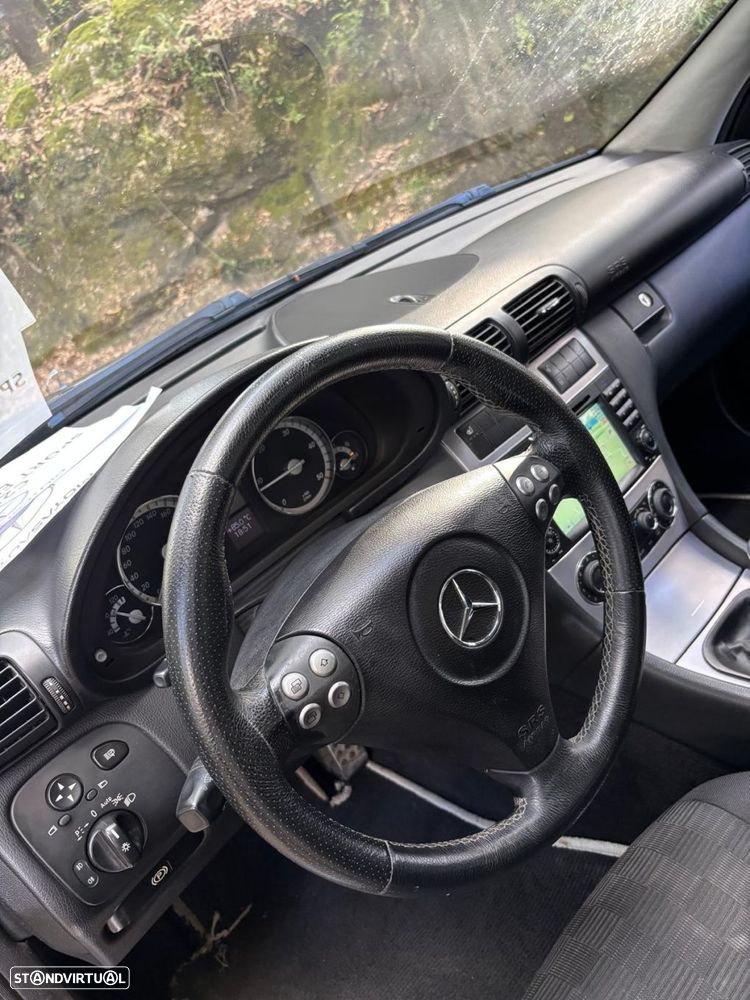 Mercedes-Benz C 220 CDi Classic - 19