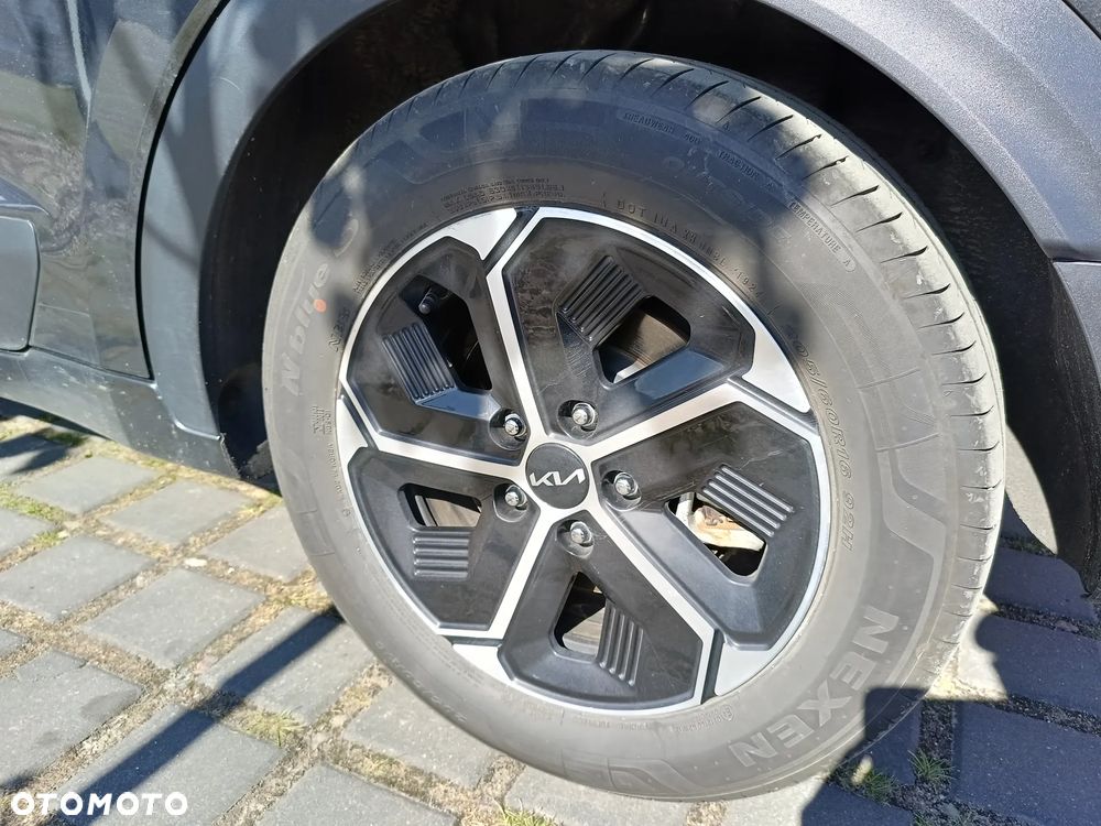 Kia Niro 1.6 GDI Hybrid M - 10