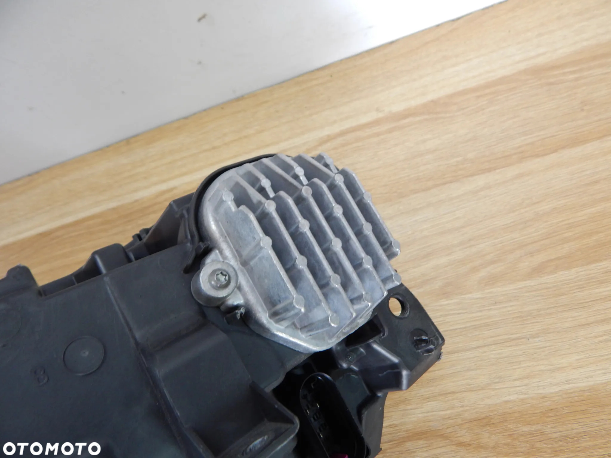 Lampa prawy przód Full Led Volvo V90 S90 16-23 EU Łuków części - 7