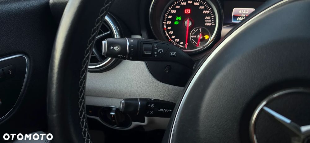 Mercedes-Benz CLA 220 4-Matic - 30