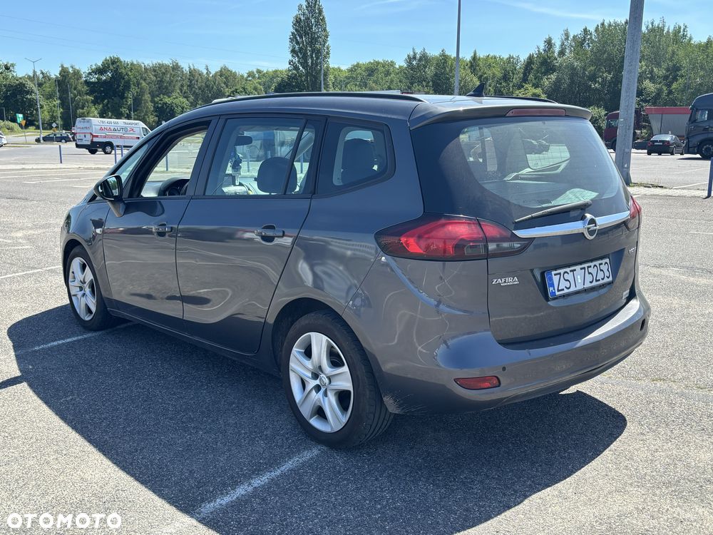 Opel Zafira - 3