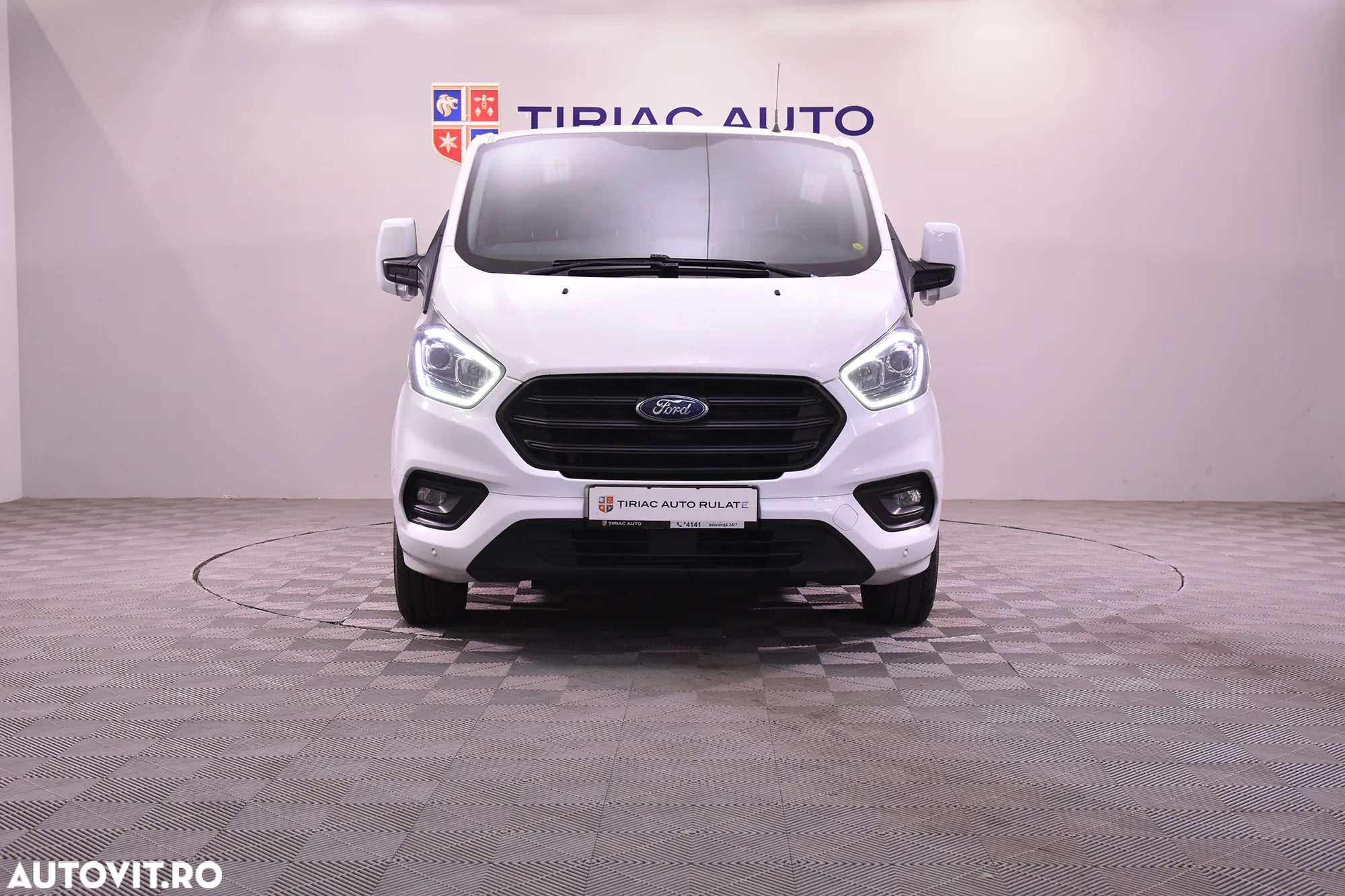 Ford Transit Custom - 8