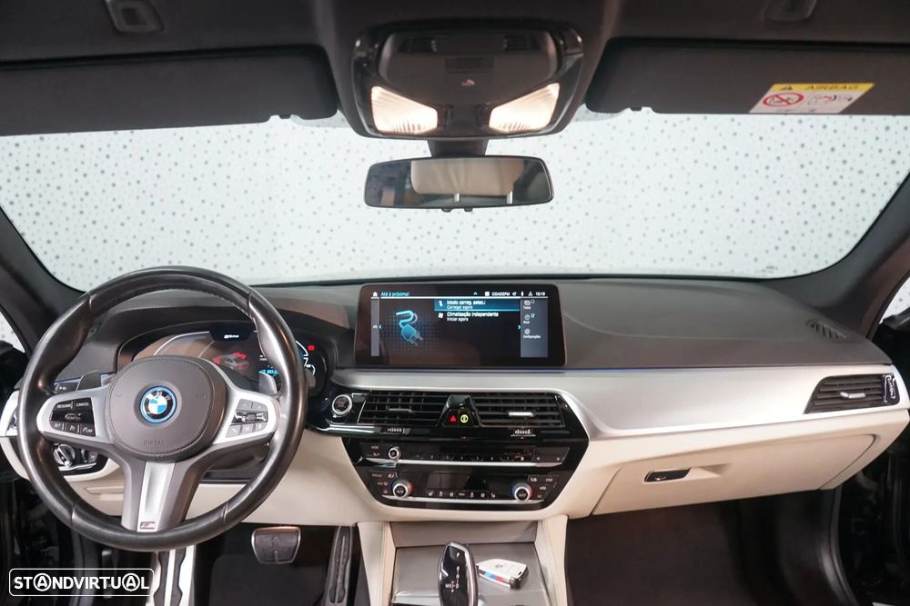 BMW 530 e Pack M - 19