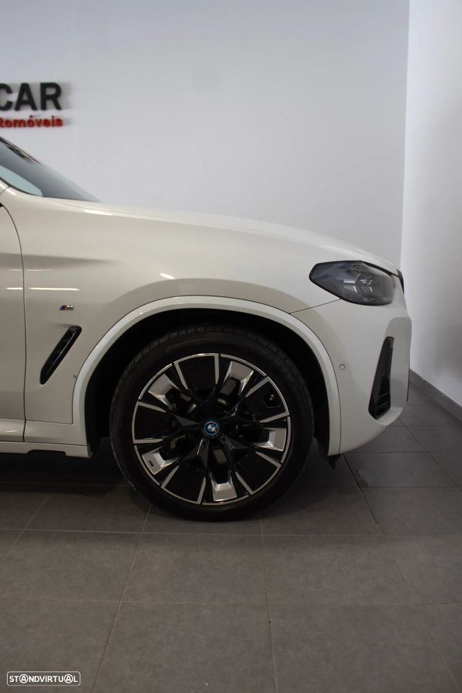 BMW iX3 M Sport Impressive - 50