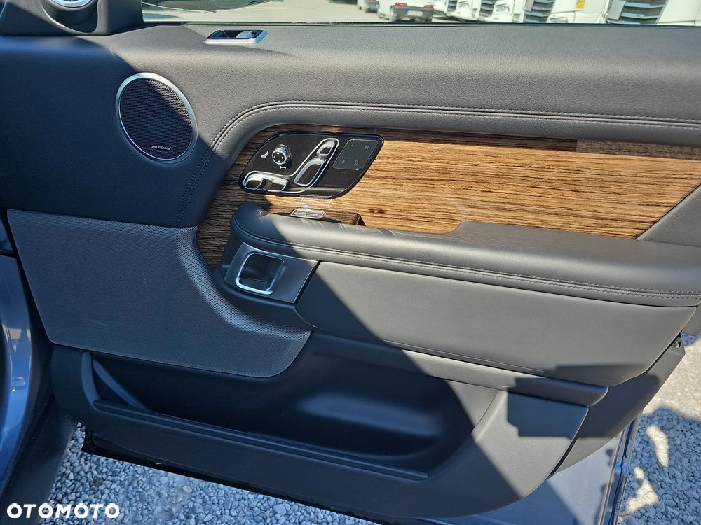 Land Rover Range Rover - 22