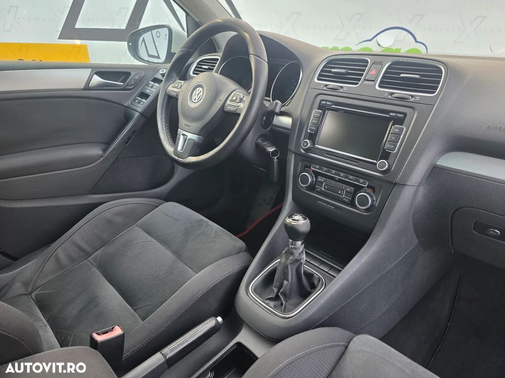 Volkswagen Golf 2.0 TDI Comfortline - 8