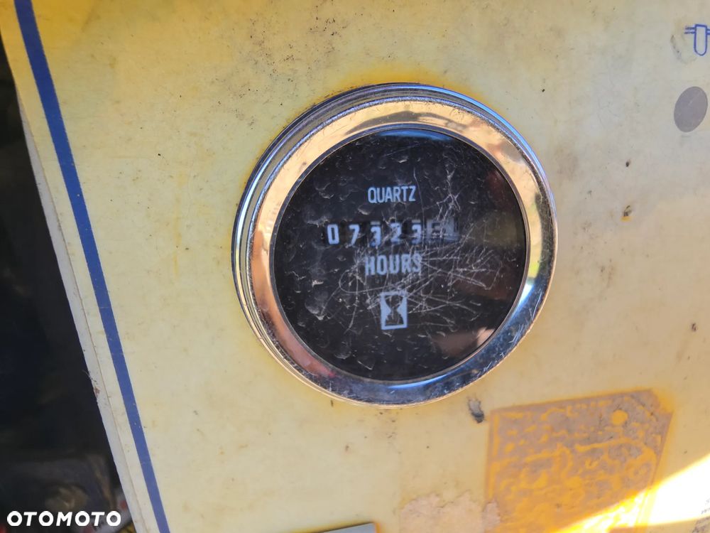 Powerscreen Przesiewacz Fintec 640 scalper - 13