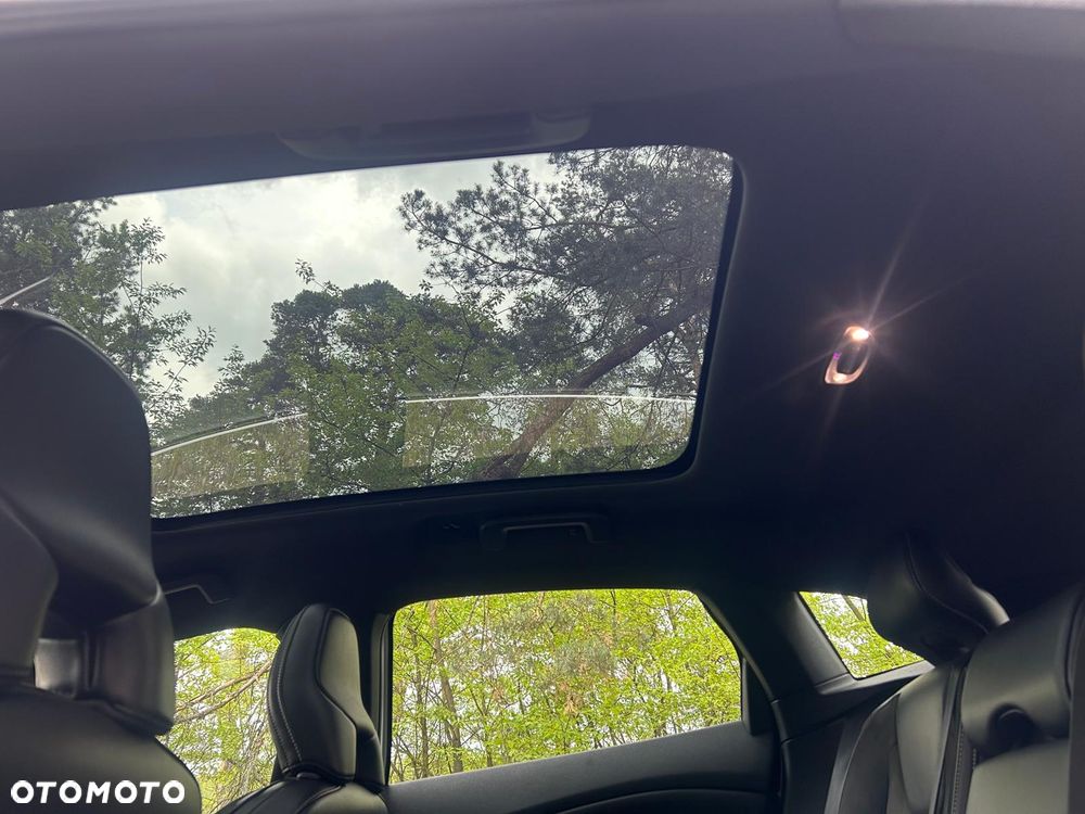 Volvo V40 D2 RDesign - 12