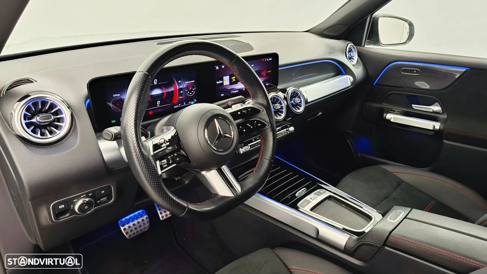 Mercedes-Benz GLB 180 d AMG Line - 27