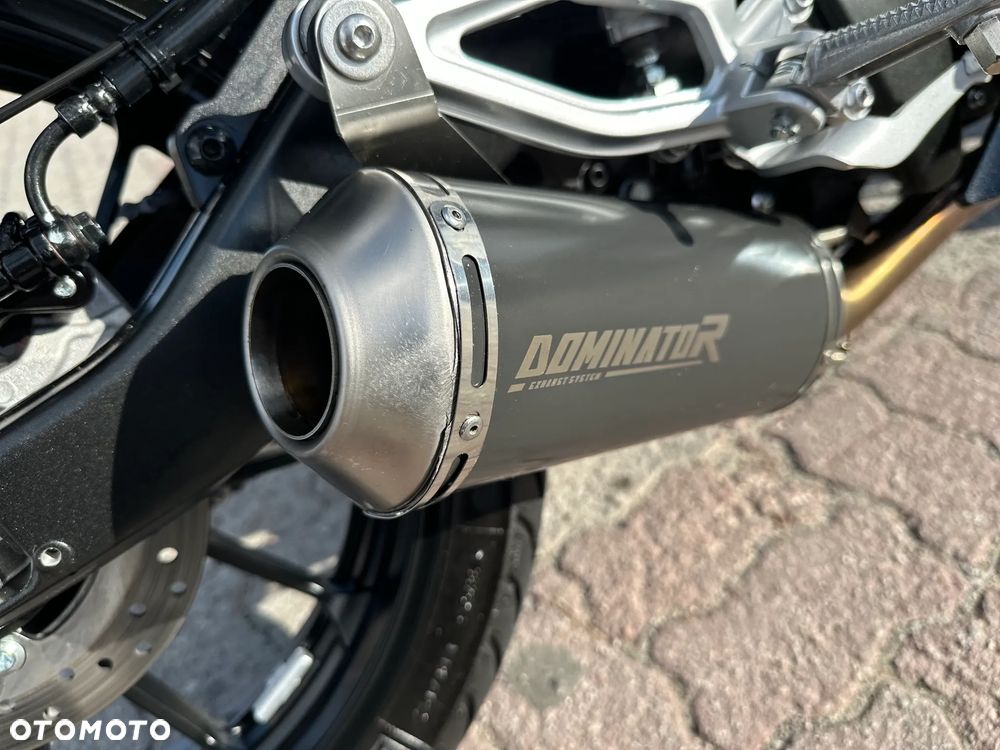 Yamaha YZF - 18