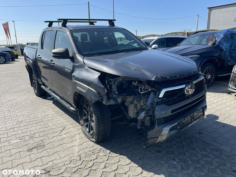 Toyota Hilux 4x4 Double Cab Autm Invincible - 3