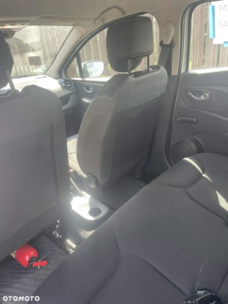 Renault Clio - 7