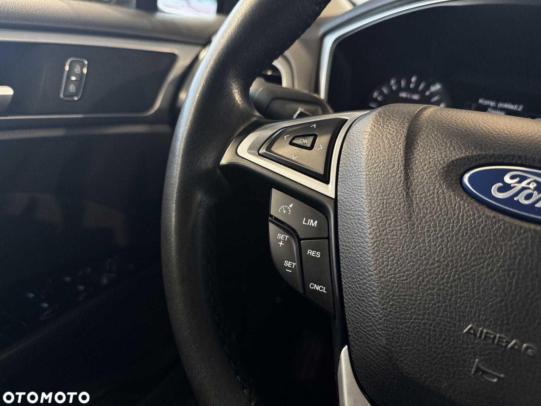 Ford Mondeo - 20
