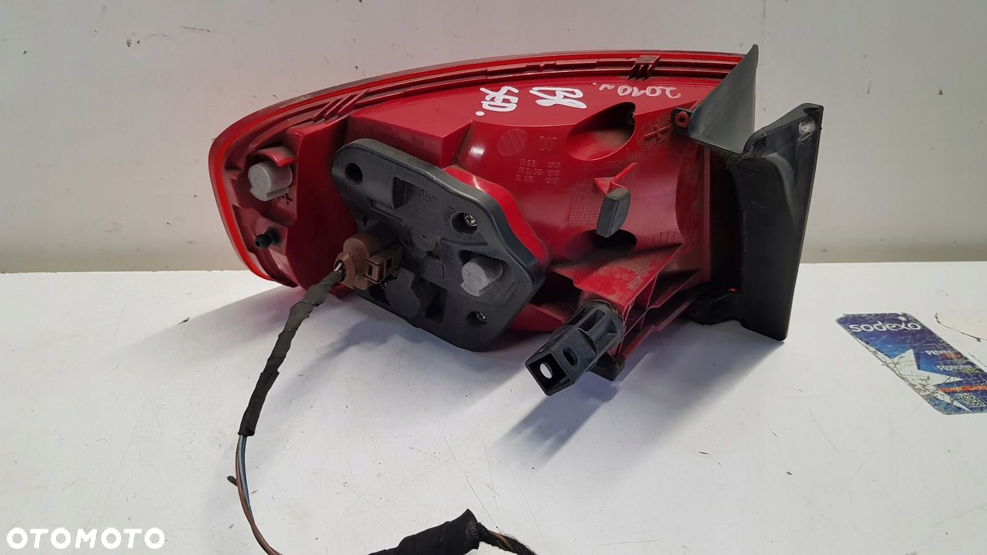 lampa tył Audi A4 B8 sedan LED - 5