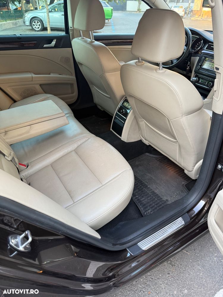 Skoda Superb 2.0 TDI 4X4 Elegance - 17